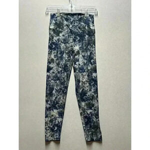 Evolution And Creation Women’s Leggings‎ Size Small Blue And Army Green Florals